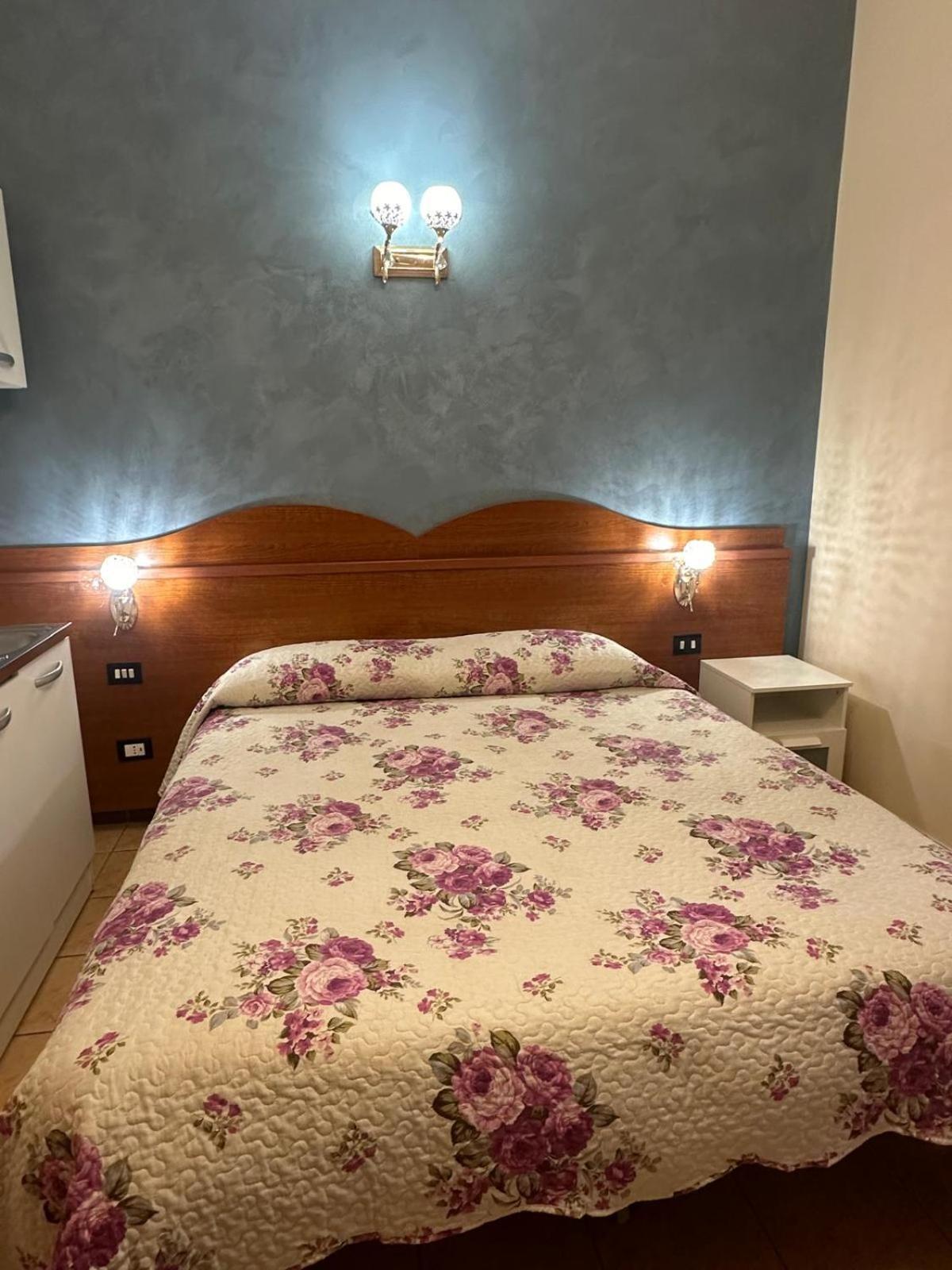 Near Termini Station Hotel Rome Luaran gambar