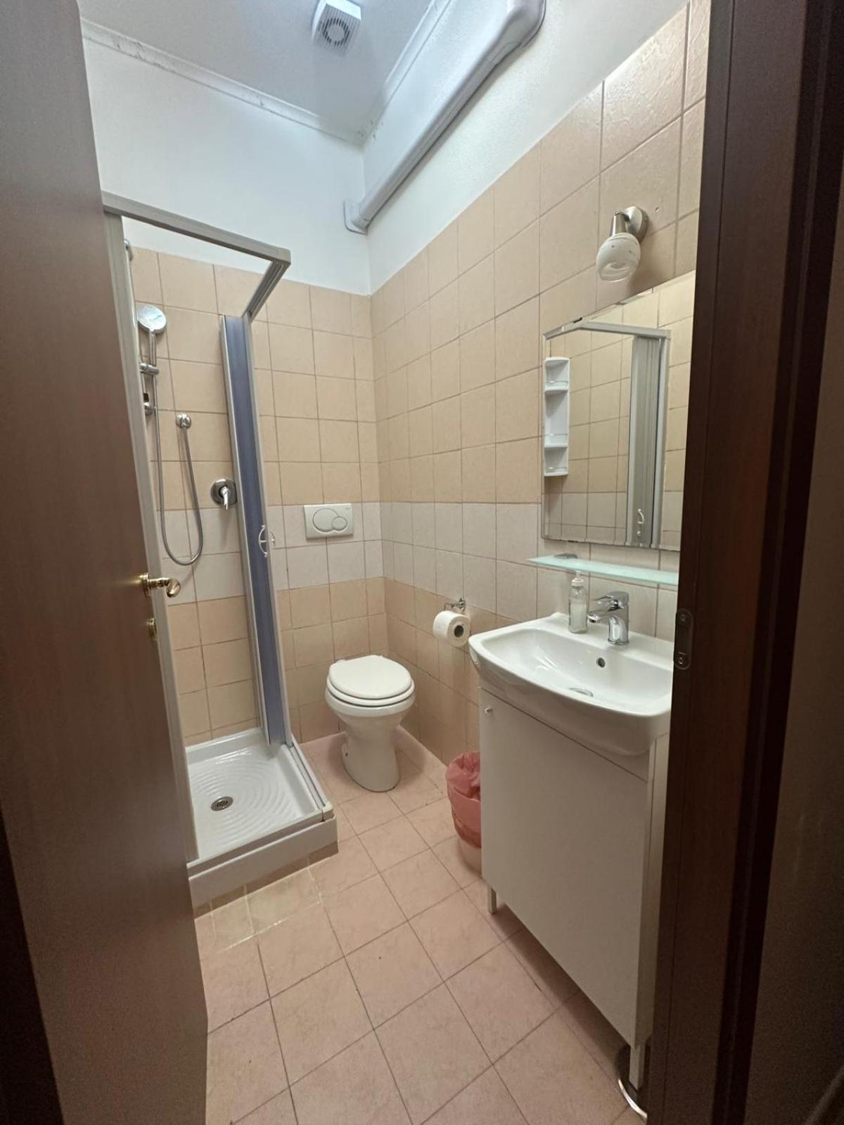 Near Termini Station Hotel Rome Luaran gambar
