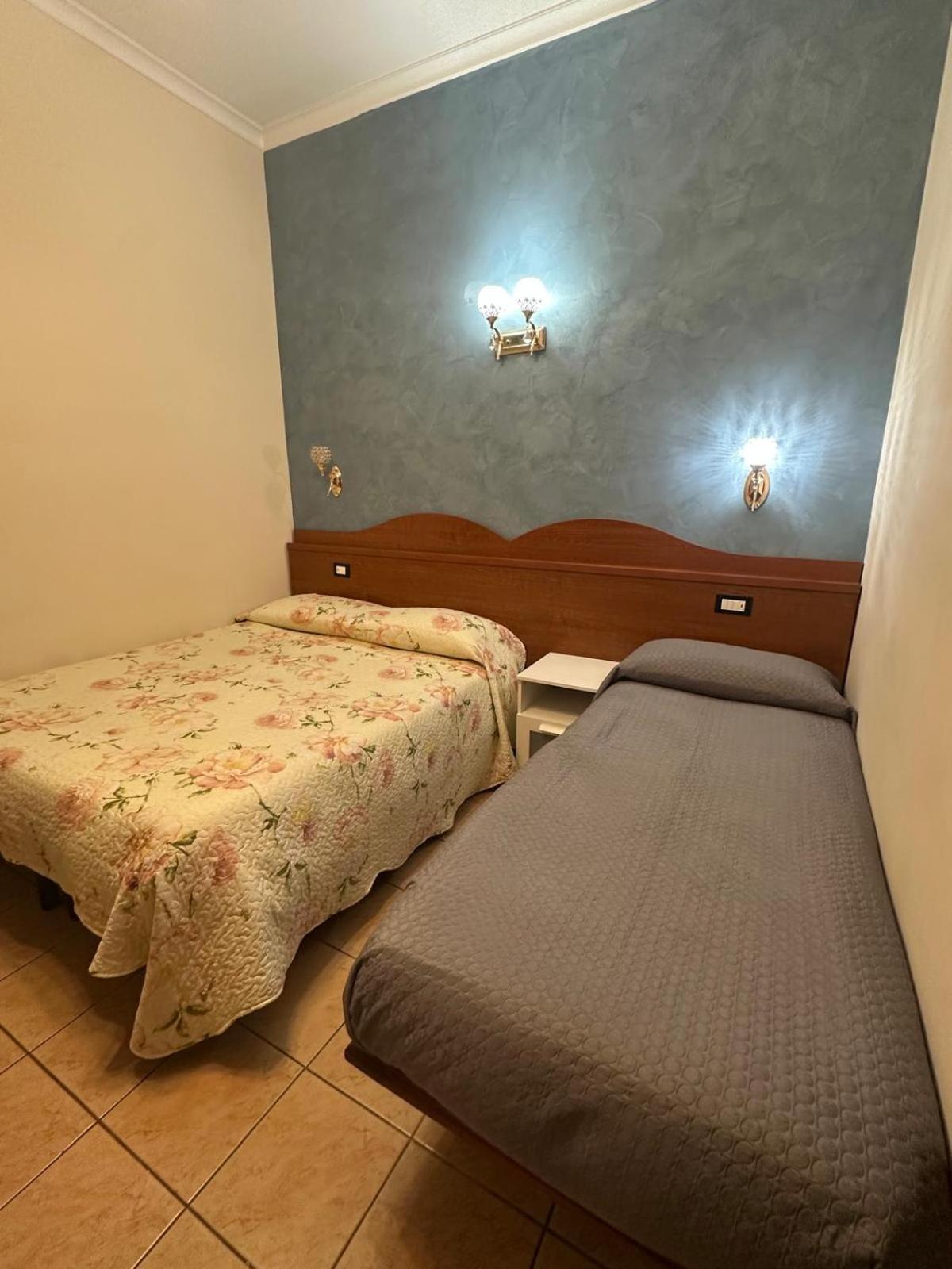 Near Termini Station Hotel Rome Luaran gambar