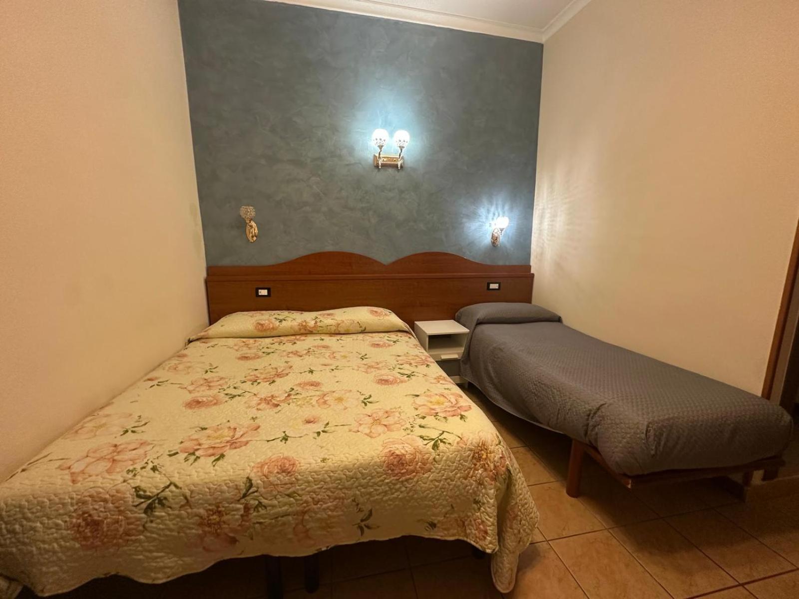 Near Termini Station Hotel Rome Luaran gambar